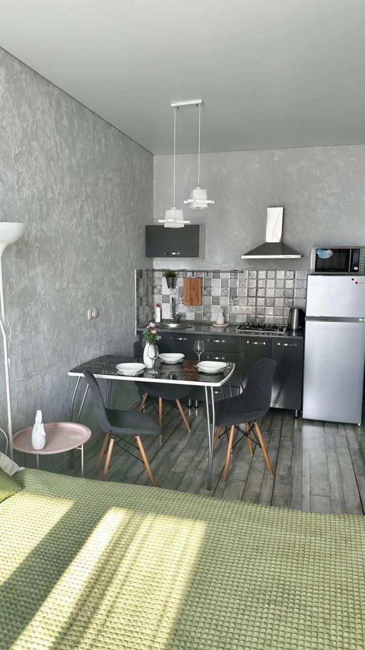 巴统Pirosmani 18D, 14 Floor公寓 外观 照片